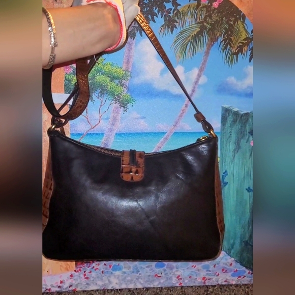 BRAHMIN black & brown leather shoulder bag In Great Condition CROC PATTERN - Picture 2 of 7